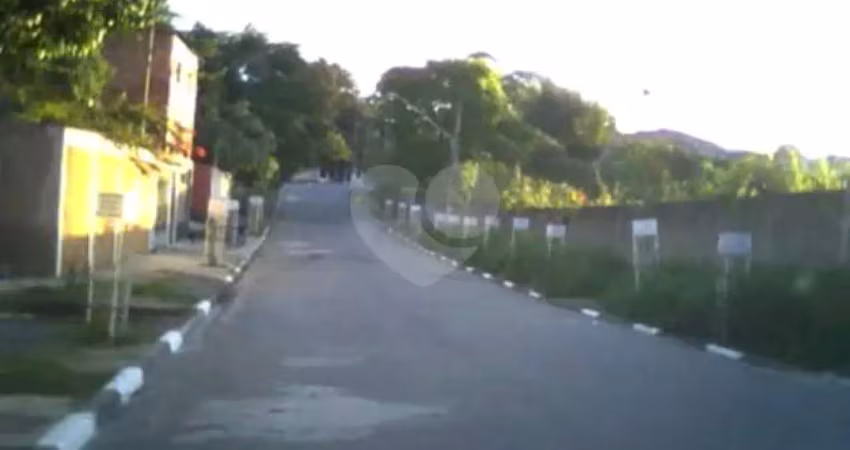 Terreno à venda na Rua Athos Palma, Pedreira, São Paulo