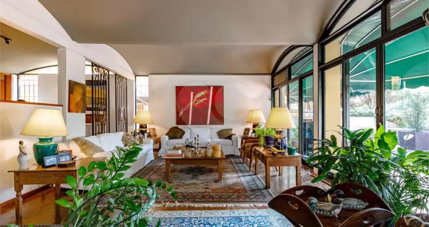 Casa com 4 quartos à venda em Jardim Everest - SP