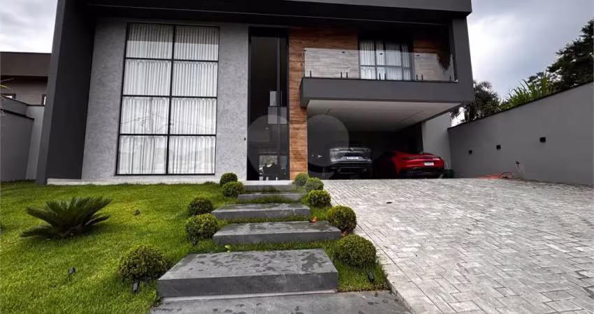 Casa com 4 quartos à venda na Ruth Roxo Almeida Souza, Horto, São Paulo