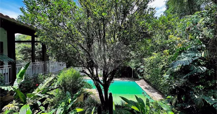 Casa com 4 quartos à venda em Interlagos - SP