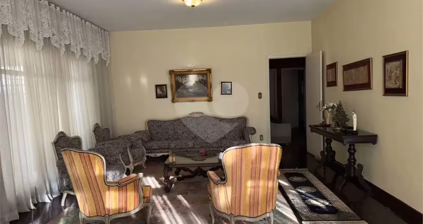 Casa com 6 quartos à venda na Rua Barão de Itaúna, Alto da Lapa, São Paulo