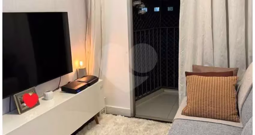 Apartamento com 3 quartos à venda na Rua dos Tapes, Cambuci, São Paulo