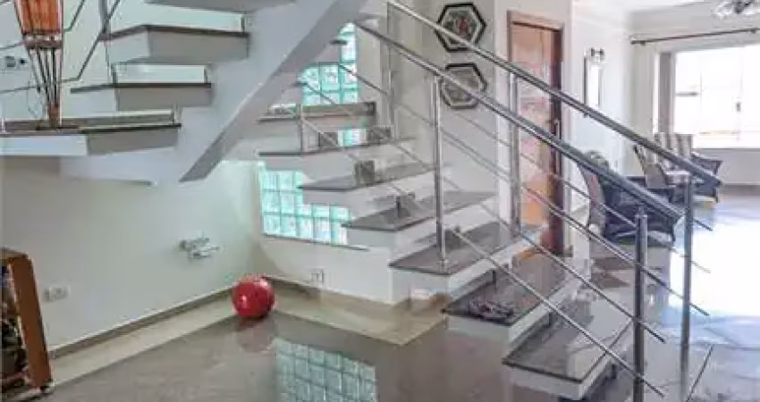 Sobrado à venda com 4 quartos, sendo 4 suítes,  em mirandópolis, são paulo - sp