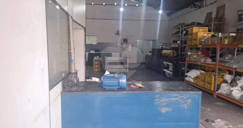 Barracão / Galpão / Depósito à venda na Alesso Baldovinetti, Limão, São Paulo