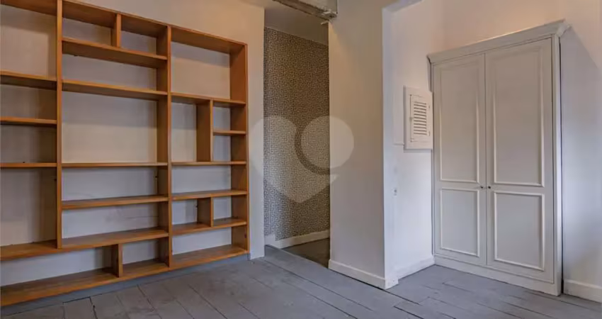 Apartamento à venda com 5 quartos, sendo 2 suítes,  no condomínio dona zuleika e raul forquim, são paulo - sp