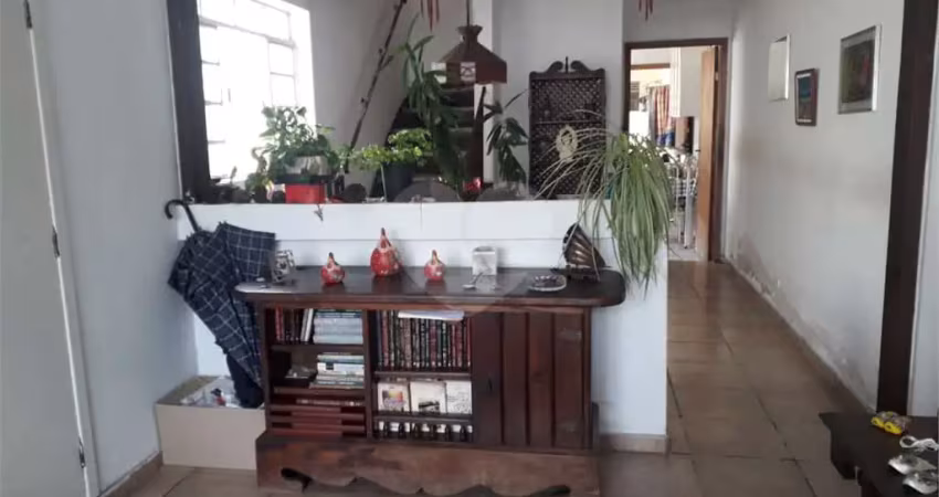 Sobrado à venda com 3 quartos, sendo 1 suíte,  no condomínio residencial cidade monções, são paulo - sp