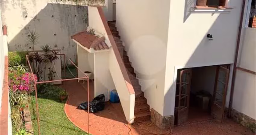 Casa à venda com 3 quartos, sendo 1 suíte,  em aclimação, são paulo - sp