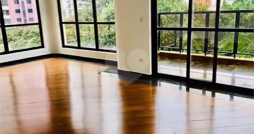 Apartamento à venda com 4 quartos, sendo 2 suítes,  no condomínio ogaporã, são paulo - sp