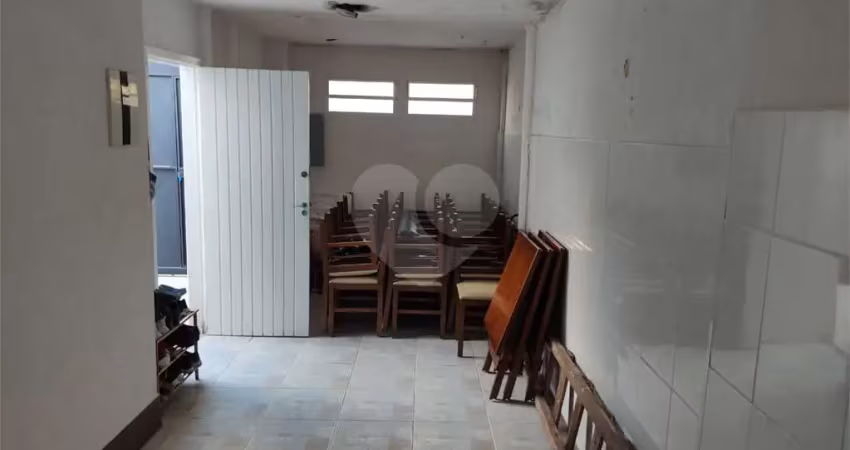 Casa à venda com 2 quartos, sendo 1 suíte,  em moema, são paulo - sp