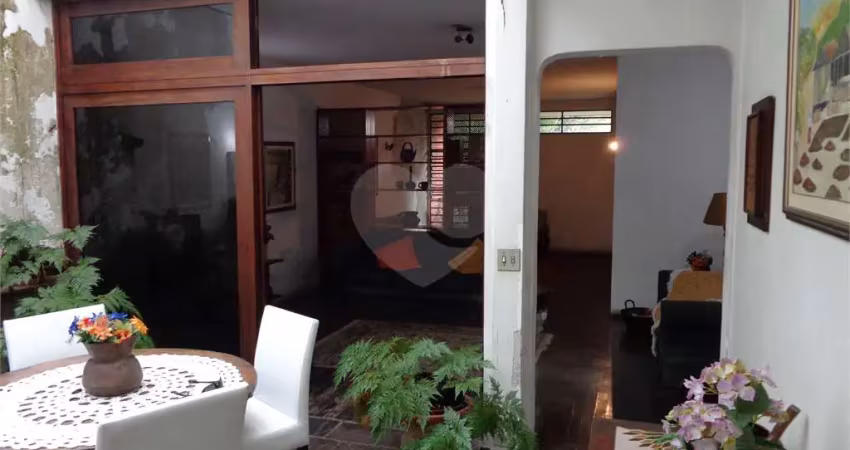Casa térrea à venda com 3 quartos, sendo 1 suíte,  em brooklin, são paulo - sp