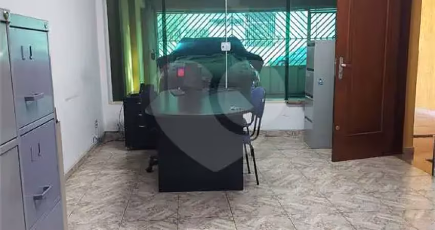 Sobrado à venda com 3 quartos, sendo 1 suíte,  em vila guarani, são paulo - sp