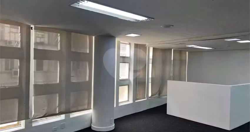Sala à venda ou para alugar no condomínio anhanguera., são paulo - sp