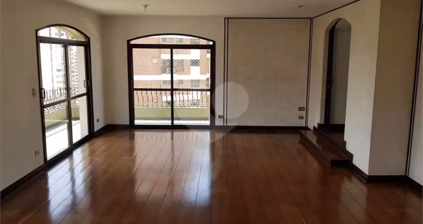 Apartamento à venda com 4 quartos, sendo 4 suítes,  no condomínio villaggio, são paulo - sp