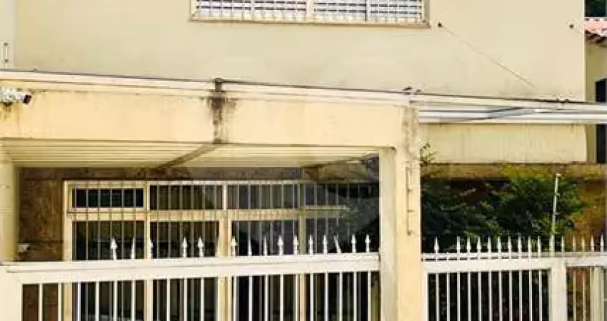 Casa à venda com 3 quartos, sendo 3 suítes,  em aclimação, são paulo - sp