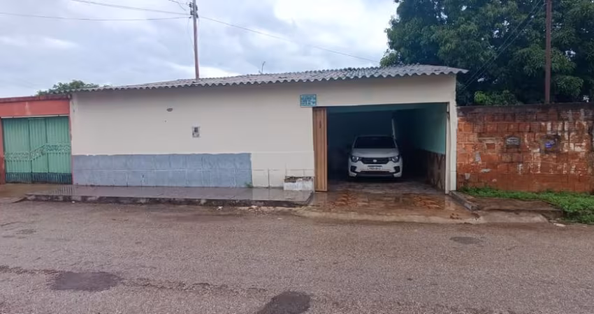 Casa com 3 quartos, linda, com lote de 360 metros quadrados
