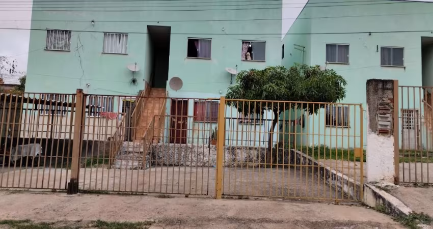 Ágio de apartamento de 2 quartos, próxima do comércio local