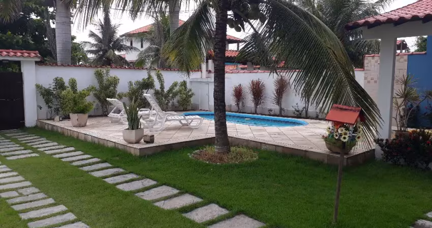 Casa pertinho da Praia em Barra de Maricá