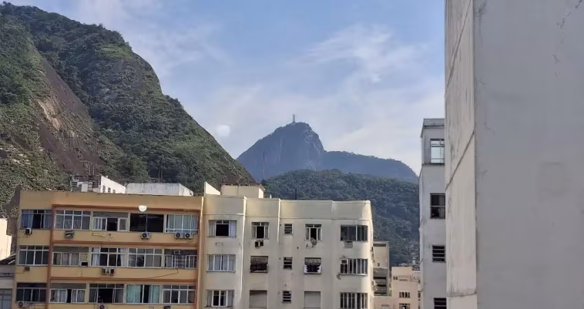 Apartamento sala + quarto + suíte, na rua domingos ferreira