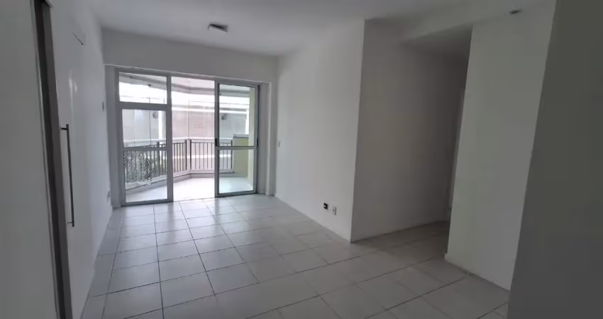 Apartamento com 2 quartos + suíte no condomínio libertad barra da tijuca