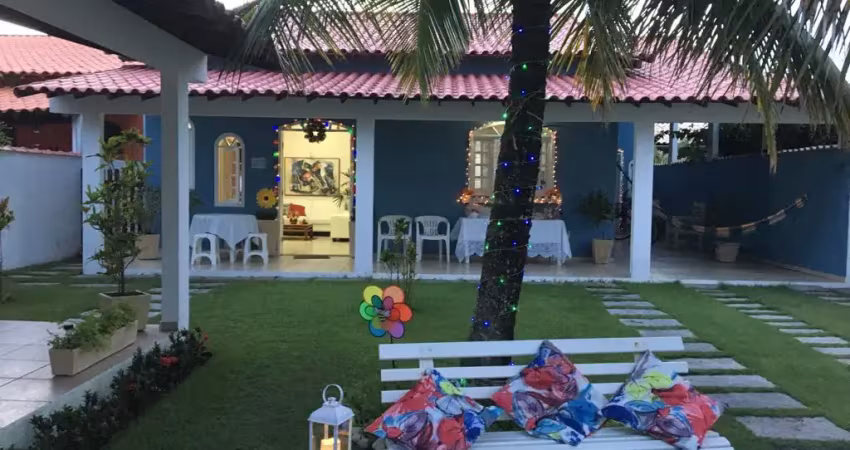Casa linear, 3 quartos + 2 suítes, pertinho da praia em barra de maricá