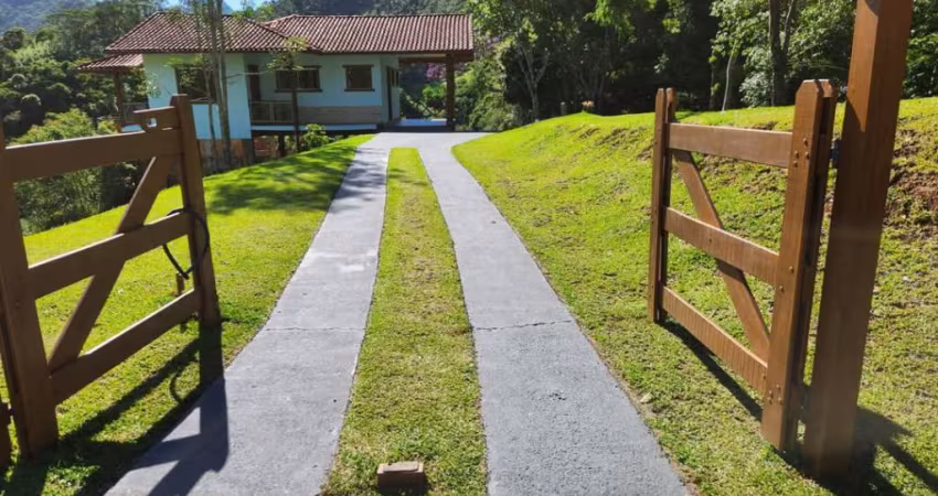 Sítio com toda paz do universo