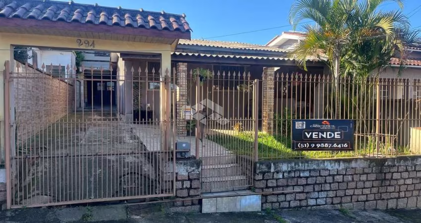 Casa com 4 quartos à venda na Ariovaldo Vieira de Aguiar, 294, Nossa Senhora das Graças, Canoas