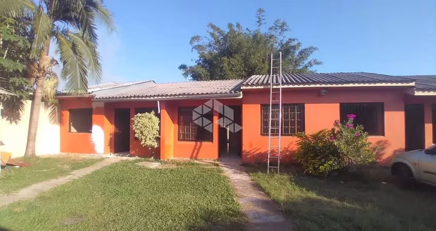 Casa em condomínio fechado com 2 quartos à venda na Rua Itália, 412, Niterói, Canoas