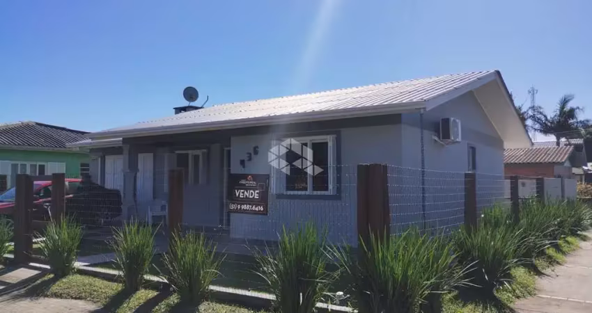 Casa com 2 quartos à venda na Tapajós, 436, Arroio Teixeira, Capão da Canoa