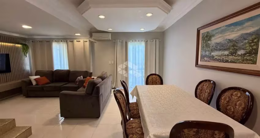 Casa em condomínio fechado com 3 quartos à venda na Rua Vereador Antônio Ferreira Alves, 570, Centro, Canoas