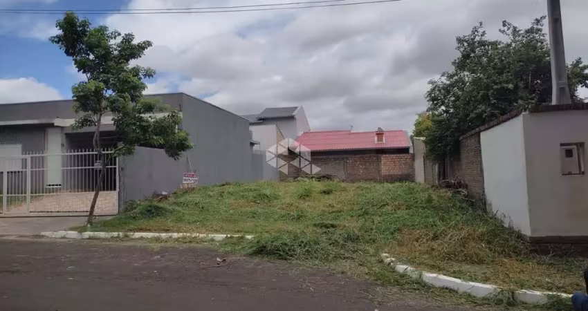 Terreno à venda na Rua Moacyr Domingues, 18, São José, Canoas