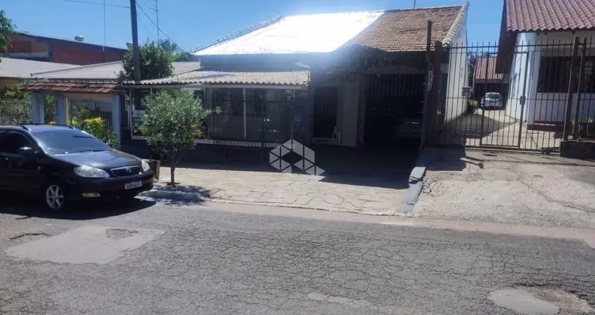 Casa com 3 quartos à venda na Barão de Santo Ângelo, 204, Centro, Canoas