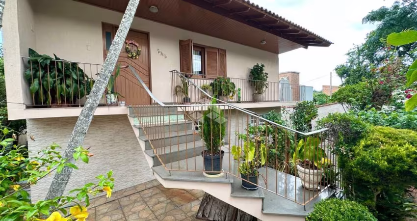 Casa com 5 quartos à venda na Rua Júlio Finkler Primo, 242, Olaria, Canoas