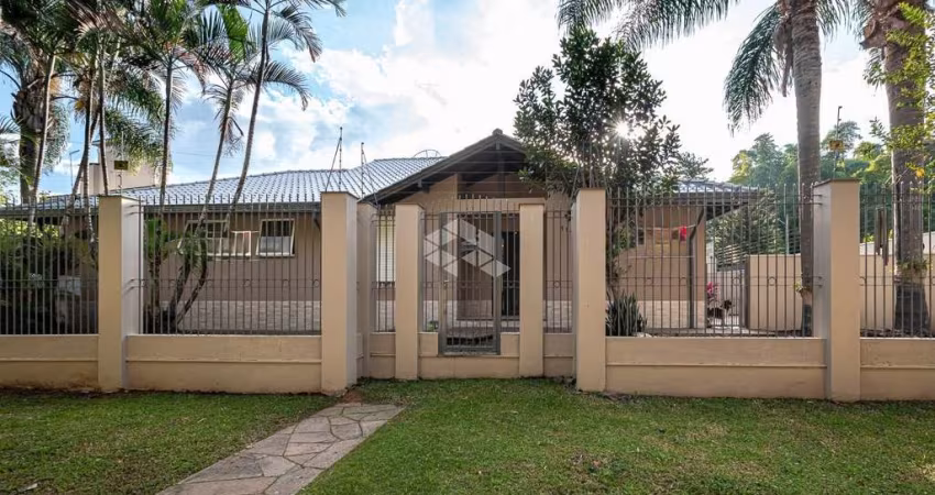 Casa com 3 quartos à venda na Rua Padre Antônio Ruiz de Montoya, 114, Cristo Rei, São Leopoldo