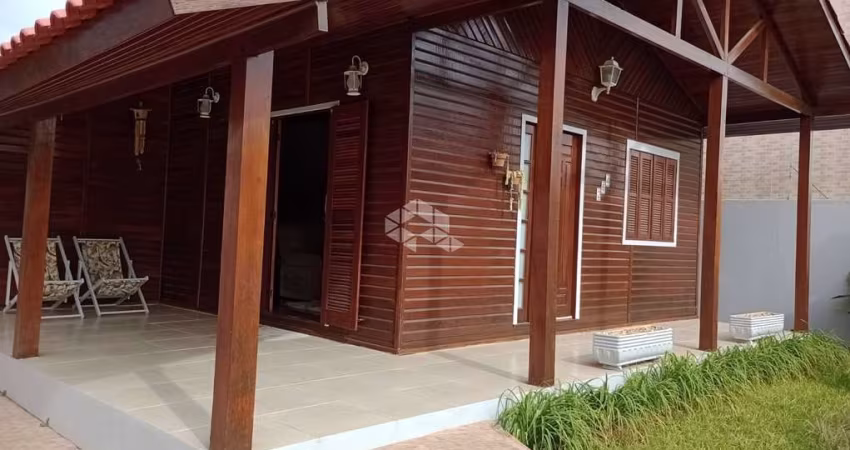 Casa com 2 quartos à venda na Emílio Cristiano Buhler, 264, Scharlau, São Leopoldo