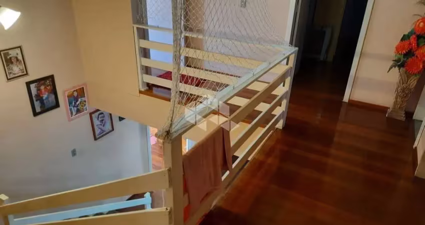 Casa com 5 quartos à venda na Rua Germano Hauschild, 486, Cristo Rei, São Leopoldo