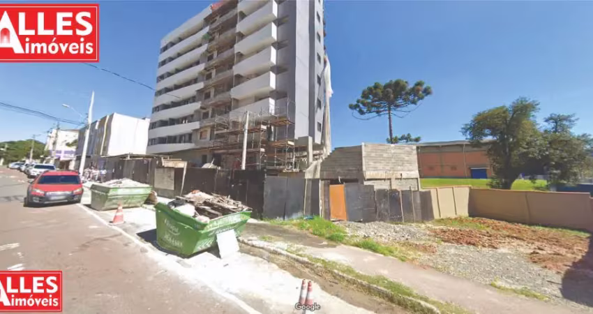 Terreno - vila izabel/água verde: 138m²/zr4, ótima localização. 339.000 - use carta e carro