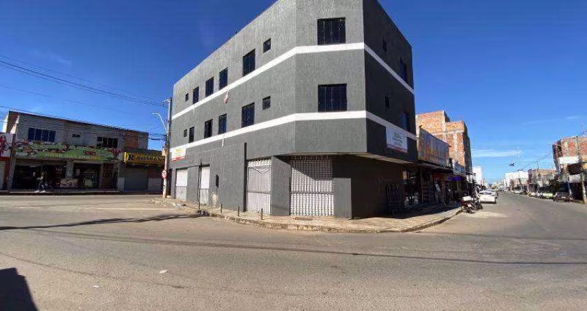 Vendo/Troco Prédio com 08 apartamentos e 02 lojas no Del Lago Avenida Principal Itapoã Brasília/DF