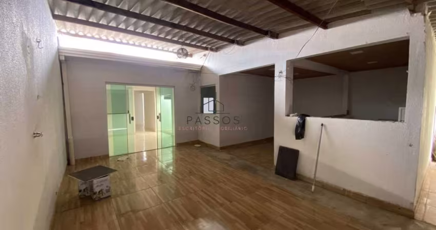 Casa com 3 quartos , sendo 2 suítes na Qd 28 do Paranoá