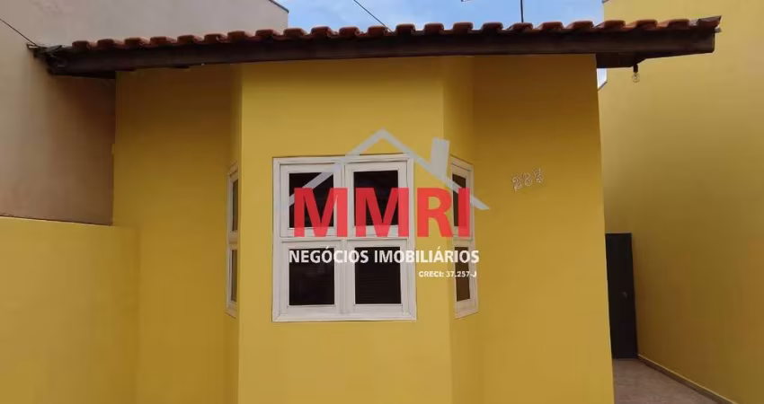 Excelente oportunidade: Casa à venda em Itapetininga-SP, no Jd. Esplanada, com 2 quartos e 165 m² de área!