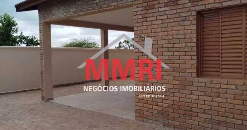 Casa no Centro de Araçoiaba da Serra-SP: 4 quartos, 2 suítes, 2 salas,  banheiro, 300m². Venha conferir!