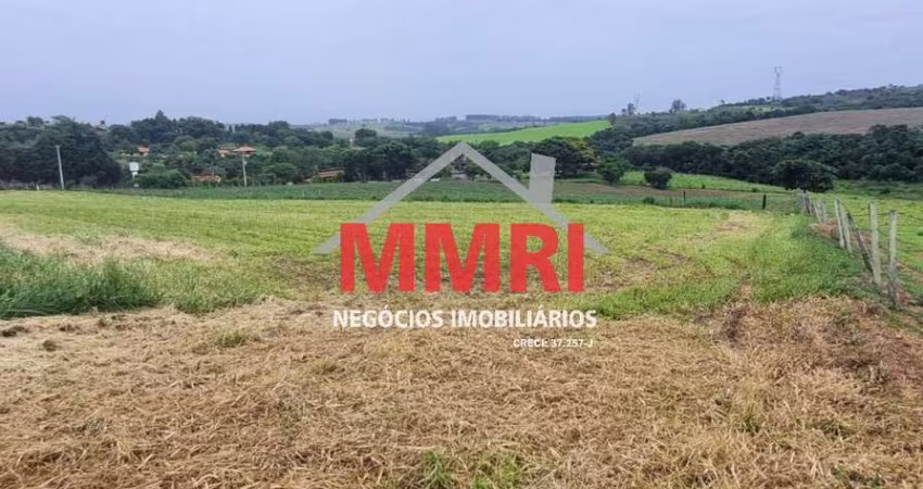 Terreno na Fazenda Amadeu em Araçoiaba da Serra-SP - 7.281,00m² de Área Disponível!