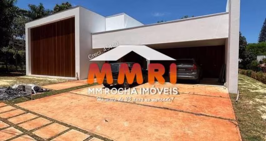 Casa de Alto Padrão à venda no condomínio Lago Azul - Araçoiaba da Serra/SP