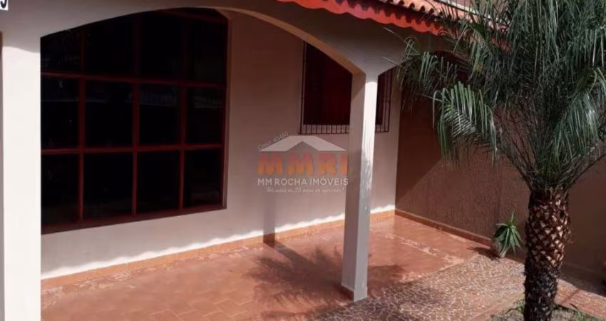 Casa com 3 dorms, Centro, Araçoiaba da Serra - R$ 480 mil, Cod: 3581