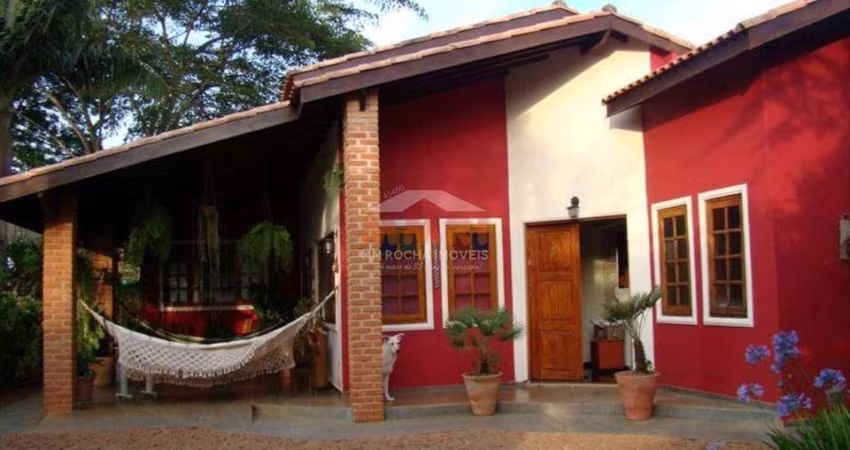 Chácara com PISCINA para venda ou locação no bairro Salete: 3 quartos, suíte, 2 salas, 3 banheiro, 5 vagas, 2.000m².