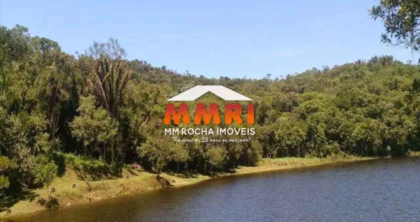 Sítio com 3 dorms, Zona Rural, Tapiraí - R$ 700 mil, Cod: 3175