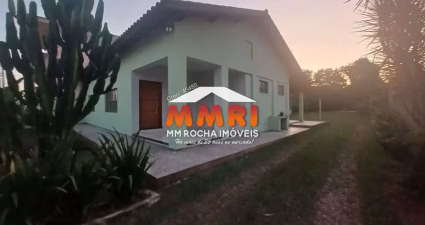 Chácara com 3 quartos para locação próx. ao centro de araçoiaba da serra!!