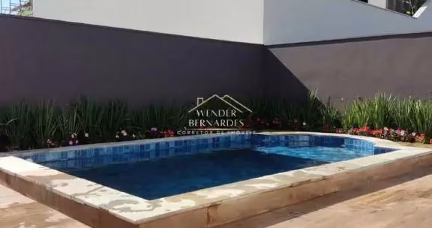 Casa Impecável: 4 Suítes, Piscina Aquecida e Vista para a Mata! Alphaville 1!