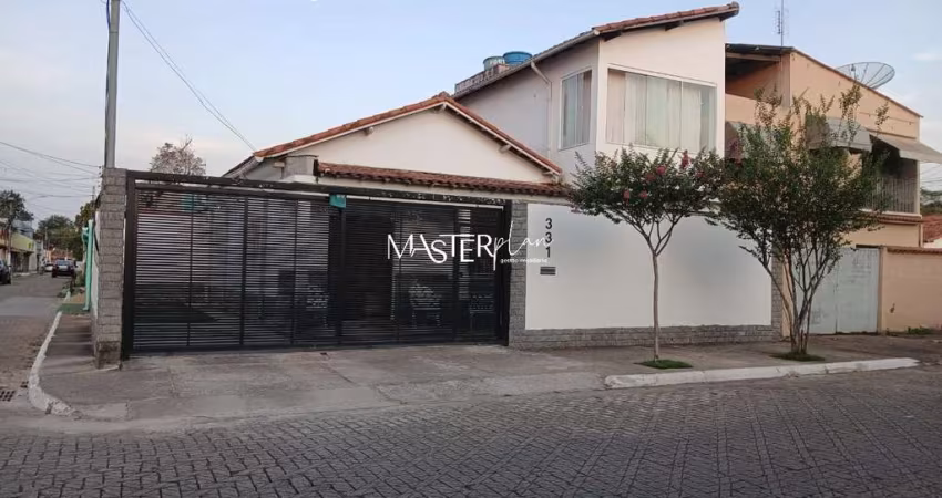 Casa com 4 quartos à venda na Fluminense, 331, Vila Julieta, Resende