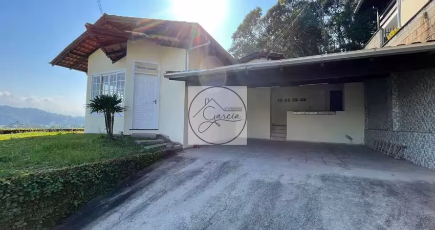 Casa com 3 quartos para alugar no Souza Cruz, Brusque 