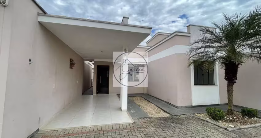 Casa com 2 quartos à venda na Rua Arnoldo Furbringer, 160, Azambuja, Brusque